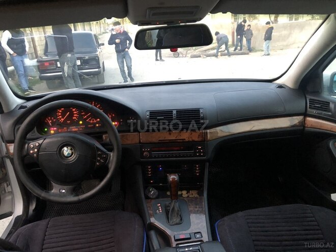 BMW 525-6