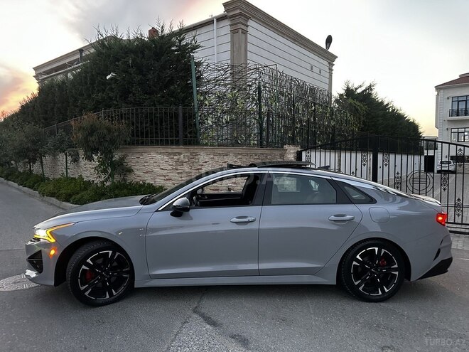 Kia K5-6