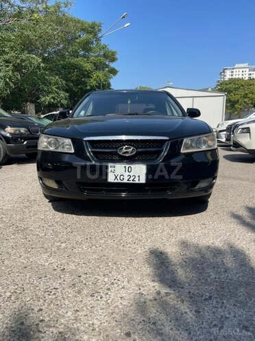 Hyundai Sonata-1