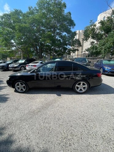 Hyundai Sonata-2