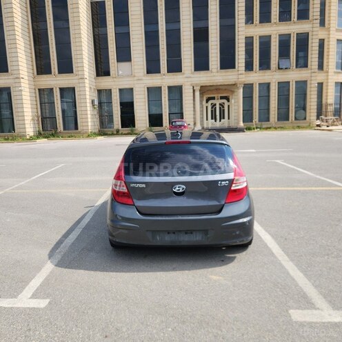 Hyundai i30-4