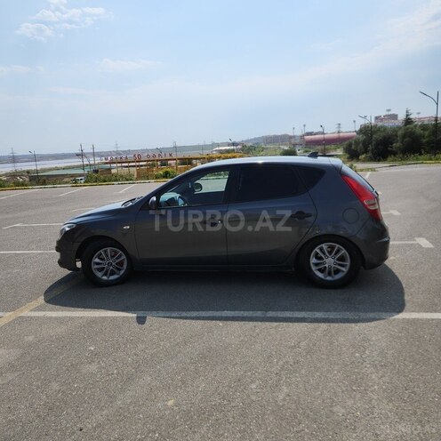 Hyundai i30-7