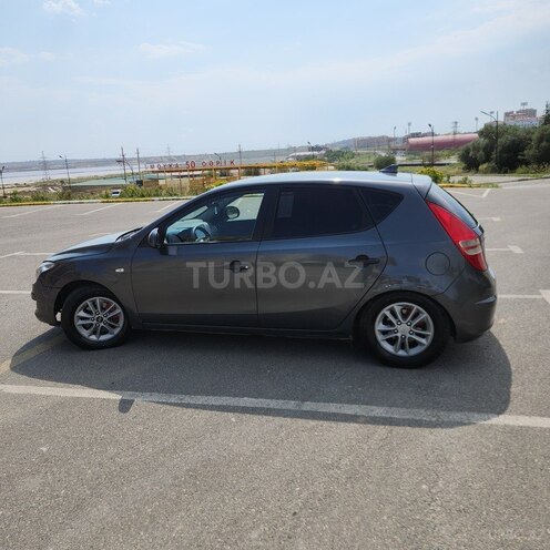 Hyundai i30-6