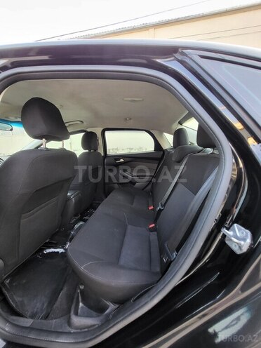 Ford Focus-14