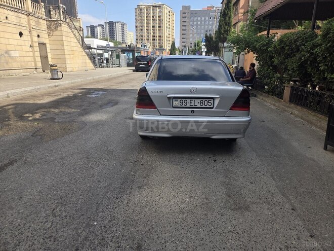 Mercedes C 200-3