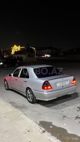 Mercedes C 220-3