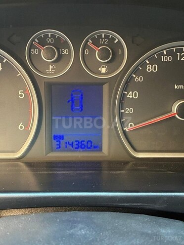 Hyundai i30-7
