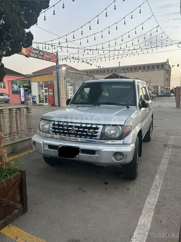 Mitsubishi Pajero io-14