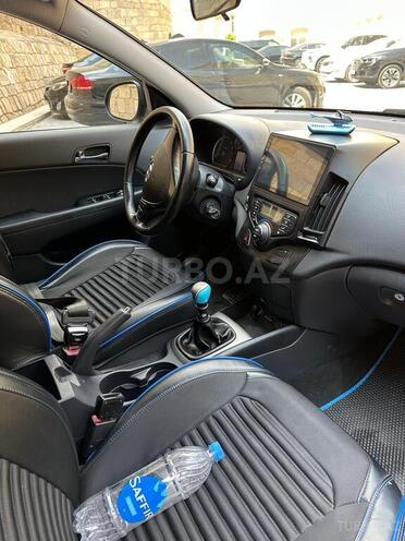 Hyundai i30-7