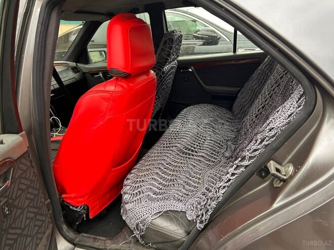 Mercedes C 200-12