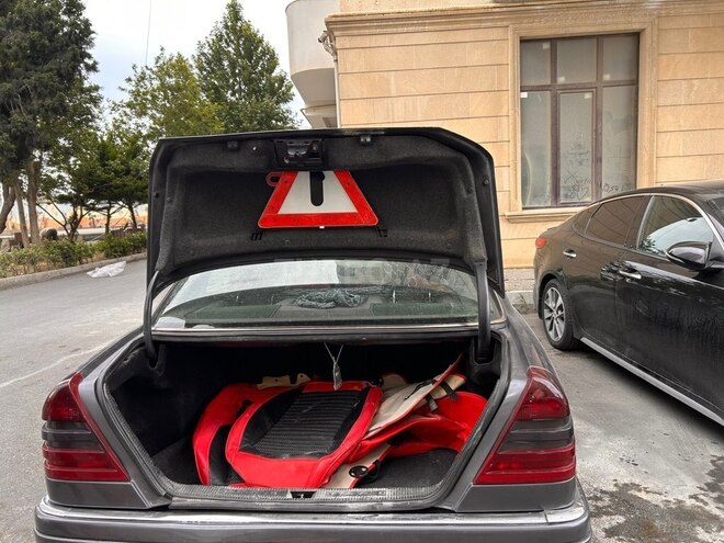 Mercedes C 200-13
