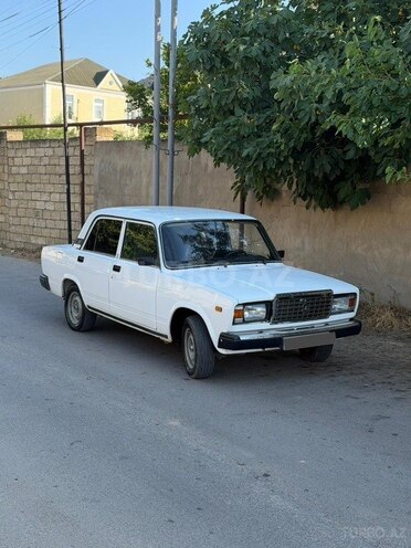 LADA (VAZ) 2107-5