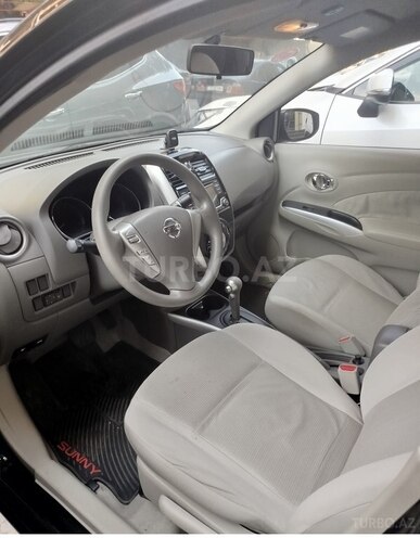 Nissan Sunny-3