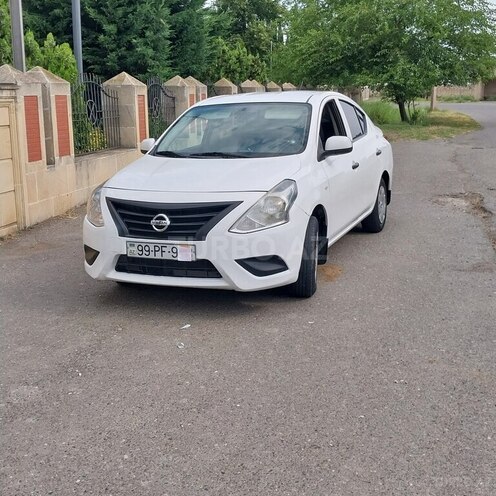 Nissan Sunny-2