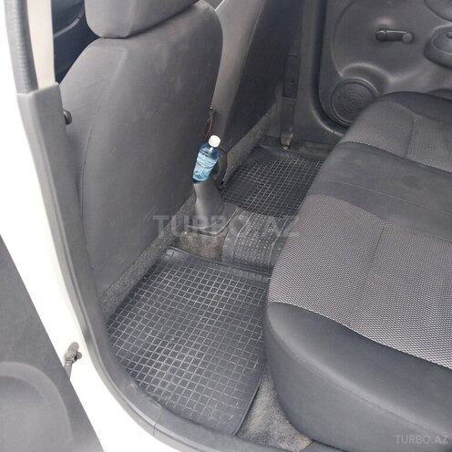Nissan Sunny-5