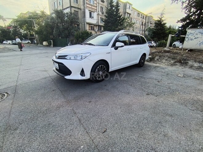 Toyota Corolla Fielder-3
