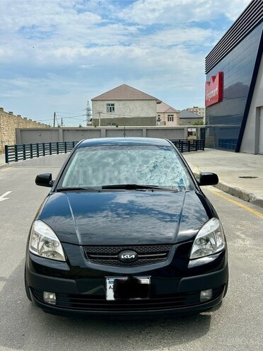 Kia Rio-3