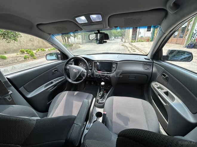 Kia Rio-18