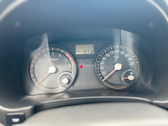 Kia Rio-20