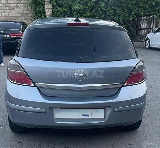 Opel Astra-2