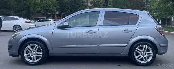 Opel Astra-12