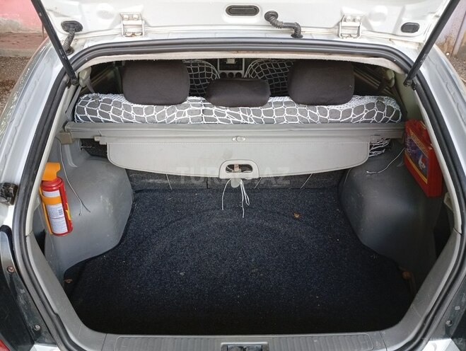 Kia Rio-14