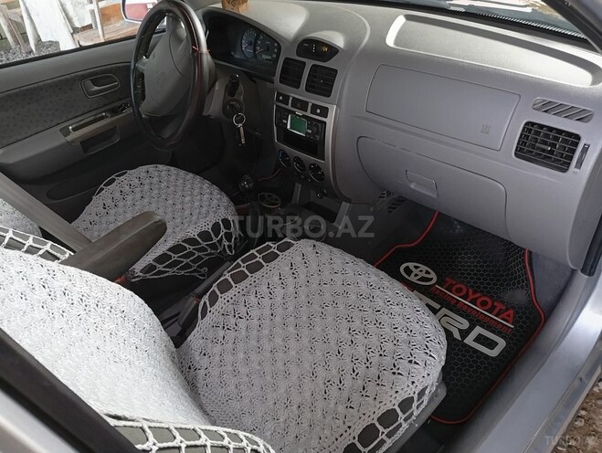 Kia Rio-10