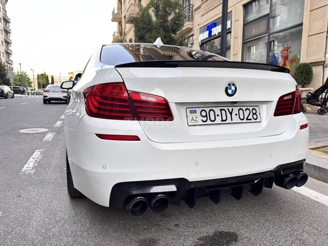 BMW 528-8