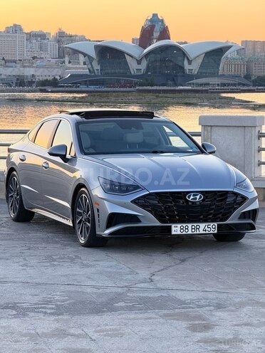 Hyundai Sonata-1