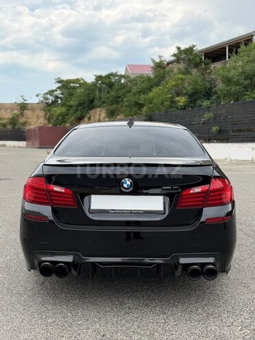 BMW 528-2