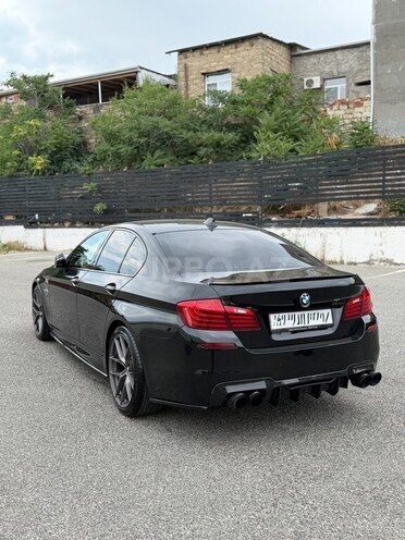 BMW 528-9