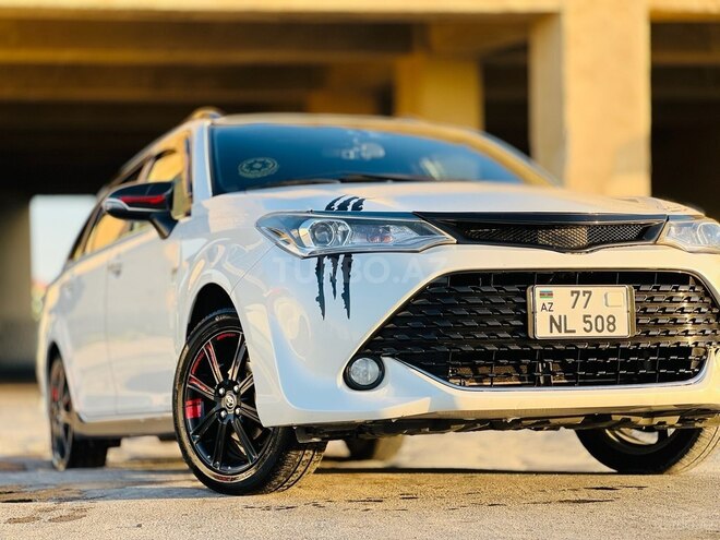 Toyota Corolla Fielder-11