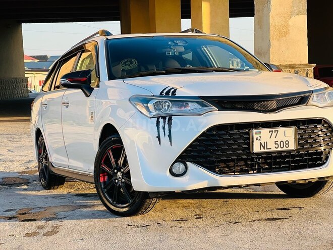 Toyota Corolla Fielder-3