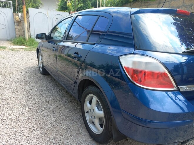 Opel Astra-2