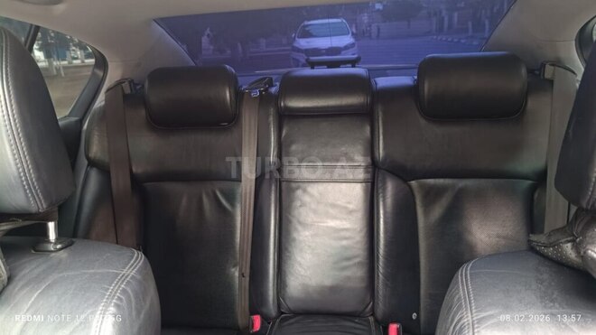 Lexus GS 300-16