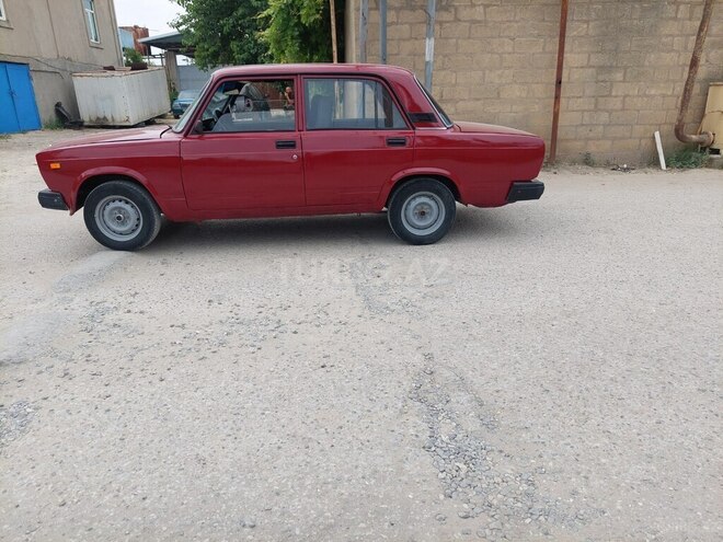 LADA (VAZ) 2107-4