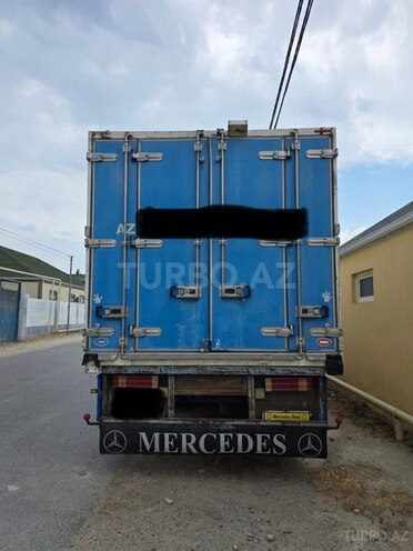 Mercedes Atego 1823-2
