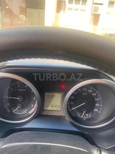 Toyota Land Cruiser Prado-6