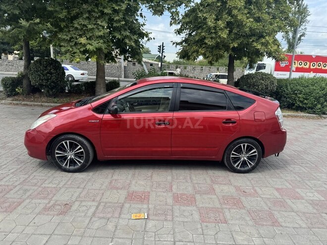 Toyota Prius-5