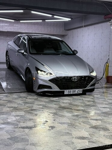 Hyundai Sonata-11