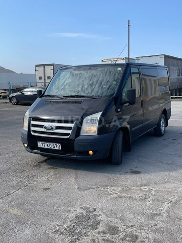 Ford Transit-1
