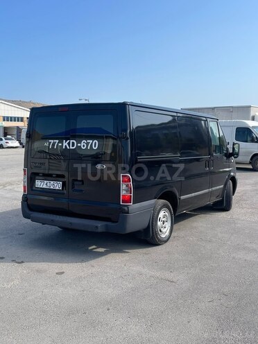 Ford Transit-7