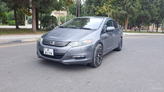 Honda Insight-1