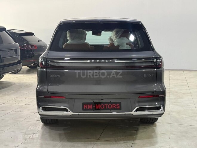Geely Galaxy M9-4