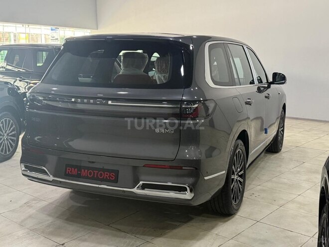 Geely Galaxy M9-6