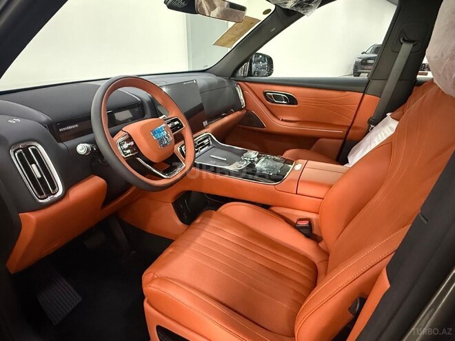 Geely Galaxy M9-9