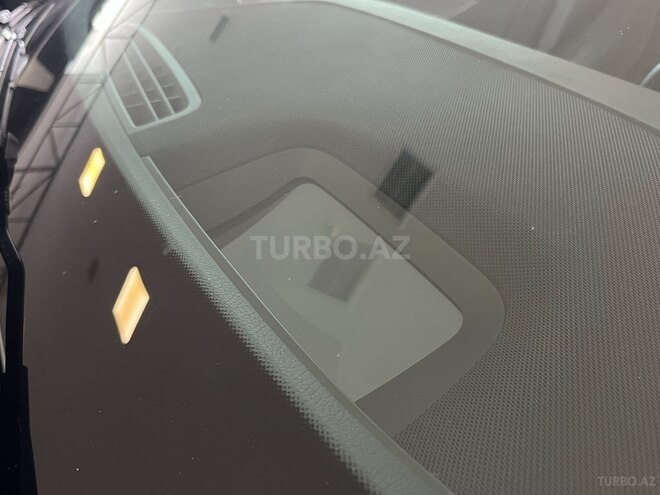 Mercedes E 200-9