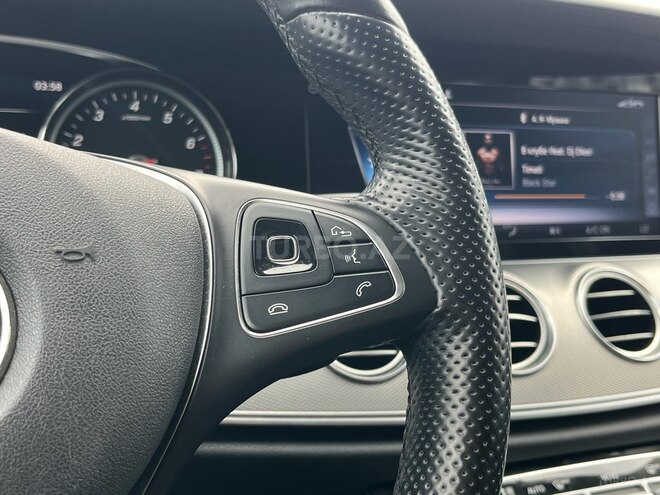 Mercedes E 200-6