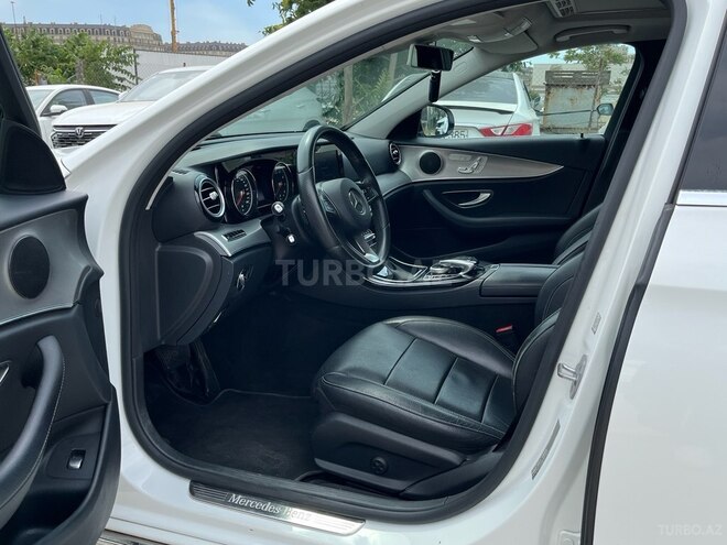 Mercedes E 200-24