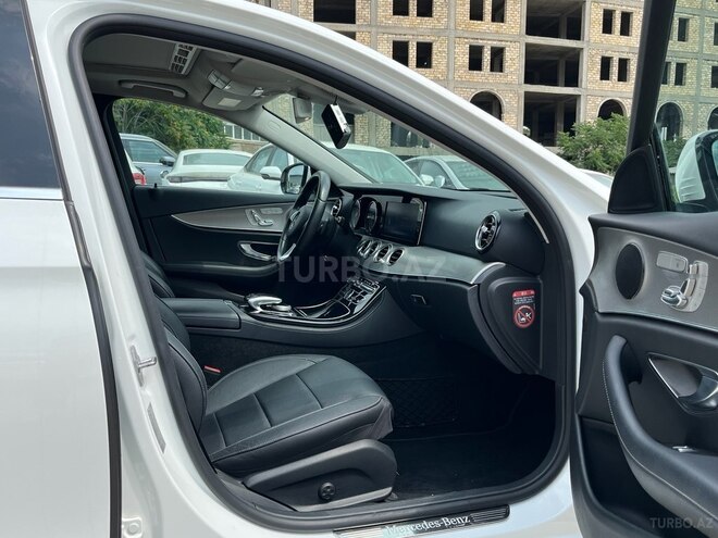 Mercedes E 200-25